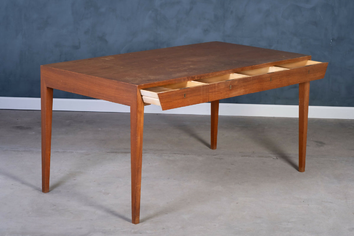 Severin Hansen – Skrivebord i teak for Haslev Møbelfabrik