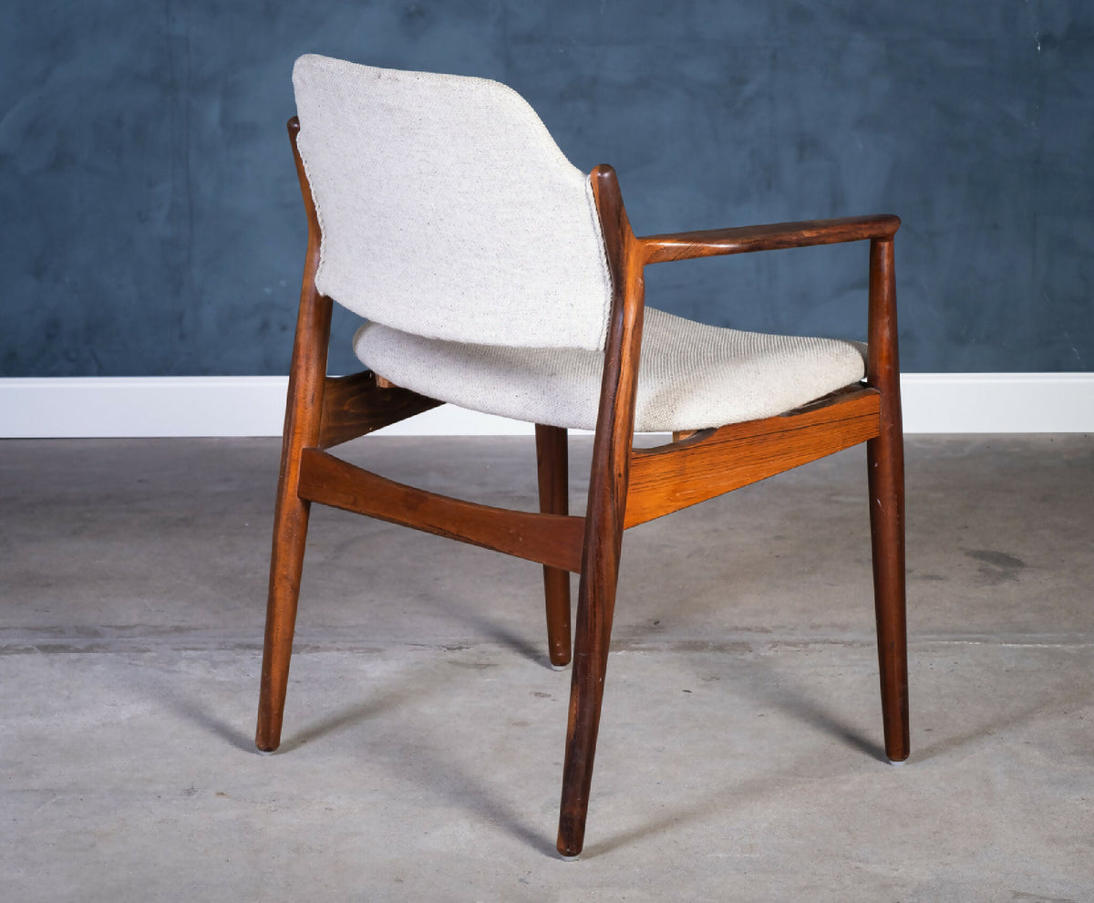 Arne Vodder – Lænestol i palisander, produceret af Sibast Møbelfabrik, dansk design