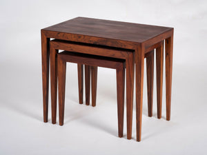 Severin Hansen – Sæt med 3 indskudsborde i palisander, produceret af Haslev Møbelsnedkeri