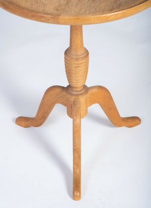 Anton Kildeberg – Sidebord i eg, produceret af FK Møbler