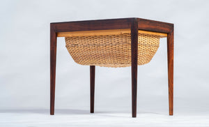 Severin Hansen – Sybord i palisander, produceret af Haslev Møbelsnedkeri