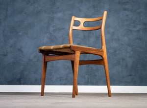 Johannes Andersen – Model 138 spisestuestole i palisander, produceret af Uldum Møbelfabrik, dansk design