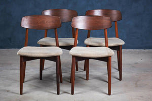 Harry Østergaard – Sæt med 4 spisebordsstole i palisander, produceret af Randers Møbelfabrik