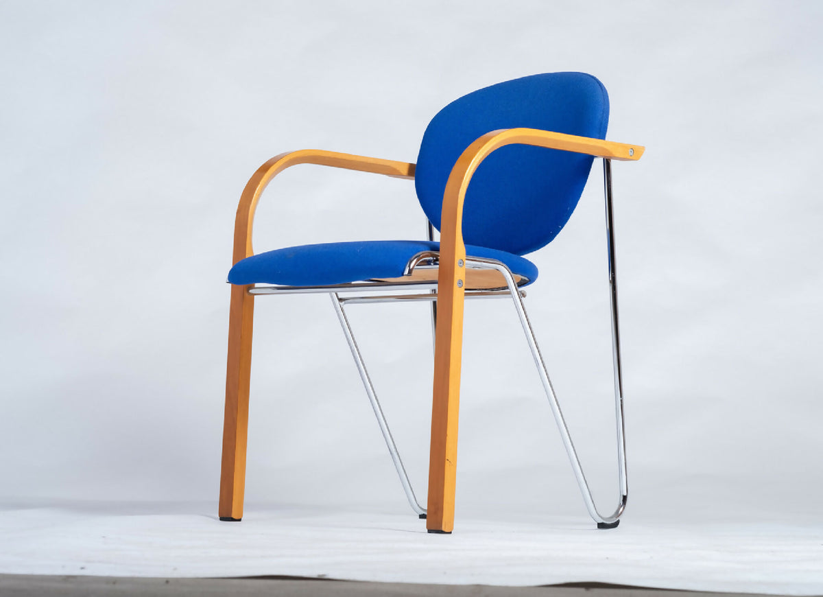 Four Design – Stabelstole i stål og træ, sæt af 6, dansk design