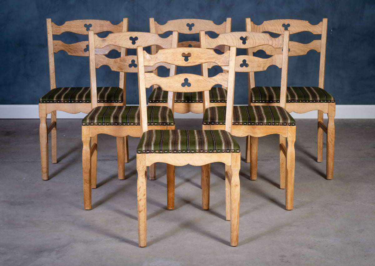 Spisestuestole i eg, dansk design