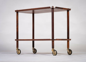 Poul Hundevad – Serveringsbord i palisander med bakke, produceret af Vamdrup Møbelfabrik