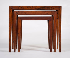 Severin Hansen – Sæt med 3 indskudsborde i palisander, produceret af Haslev Møbelsnedkeri