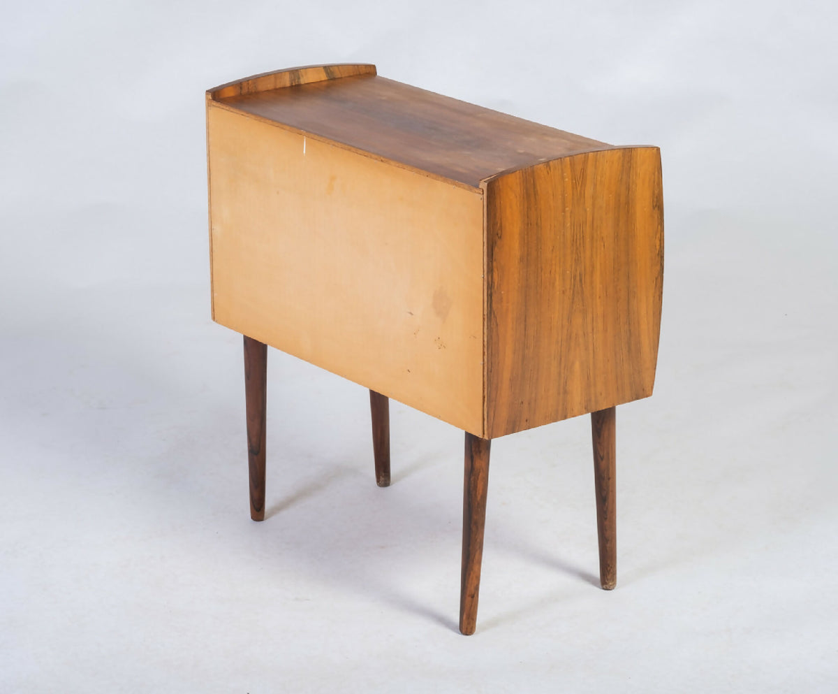 Kommode i palisander med tre skuffer, dansk design