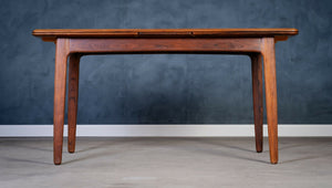 Svend Åge Madsen – Spisebord i palisander, dansk design