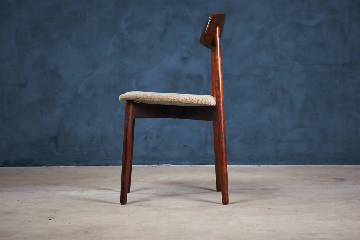 Harry Østergaard – Sæt med 4 spisebordsstole i palisander, produceret af Randers Møbelfabrik