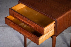 Johannes Andersen – Natbord i teak, produceret af CFC Silkeborg, dansk design