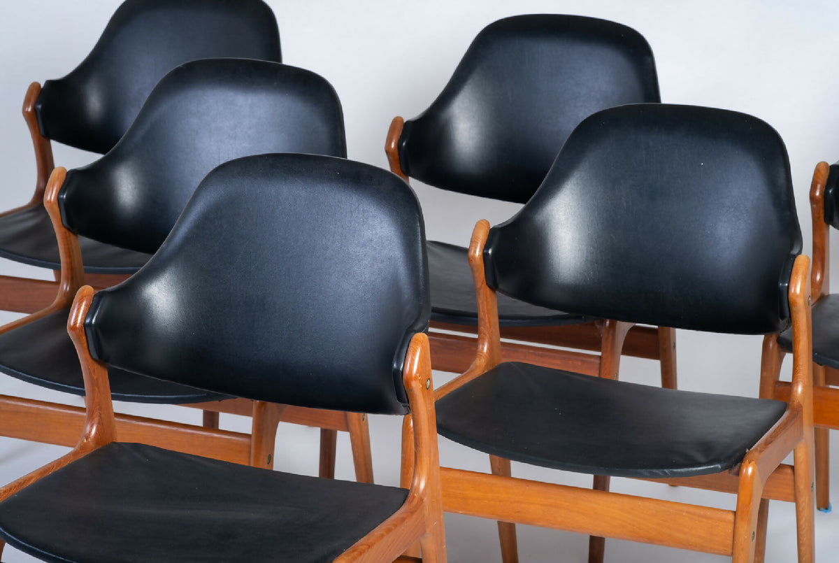 Ejvind A. Johansson – Spisebordsstole i teak, produceret af Gern Møbelfabrik