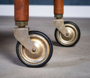 Poul Hundevad – Serveringsvogn i teak, 1960’erne