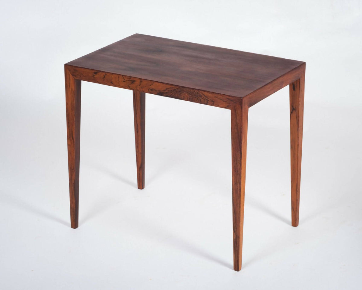 Severin Hansen – Sæt med 3 indskudsborde i palisander, produceret af Haslev Møbelsnedkeri