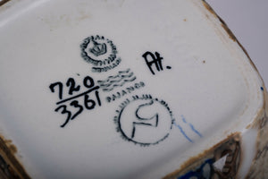 Niels Thorsson – Model Baca 720/3361 vase i fajance, produceret af Aluminia/Royal Copenhagen