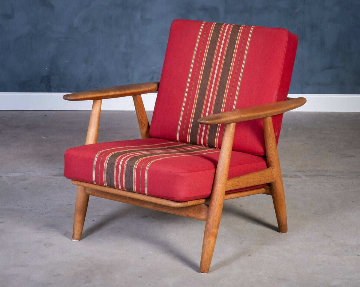 Hans J. Wegner – GE240 lænestol i eg for Getama