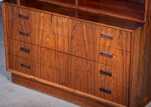 Poul Hundevad – Reol i palisander med skuffer