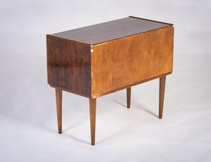 Kommode i valnød med 3 skuffer, dansk design