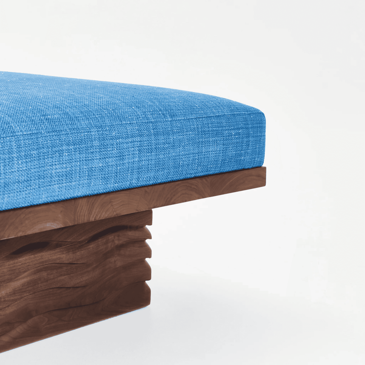 Project213A_NazareSofa_walnut8_2048x