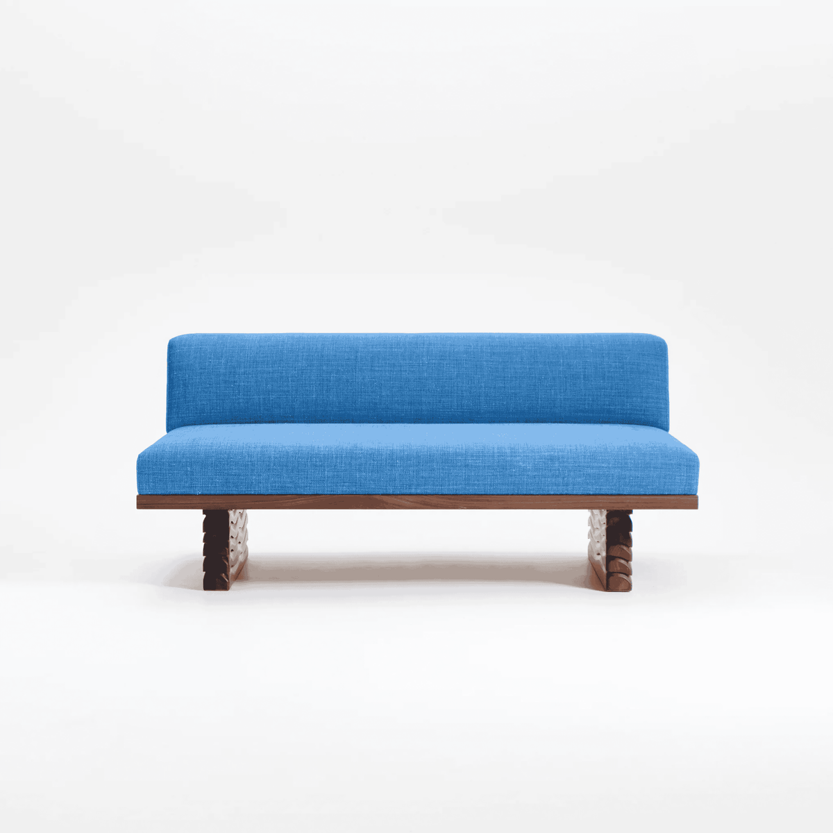 Project213A_NazareSofa_walnut1_2048x