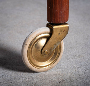 Severin Hansen Jr. – Sybord i teak, produceret af Haslev Møbelsnedkeri, dansk design