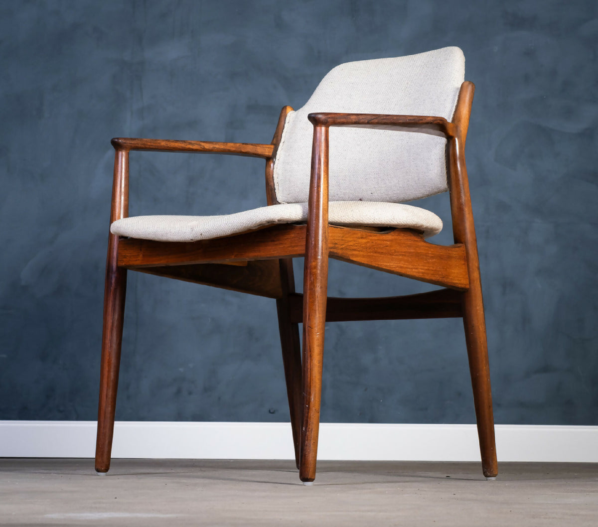 Arne Vodder – Lænestol i palisander, produceret af Sibast Møbelfabrik, dansk design