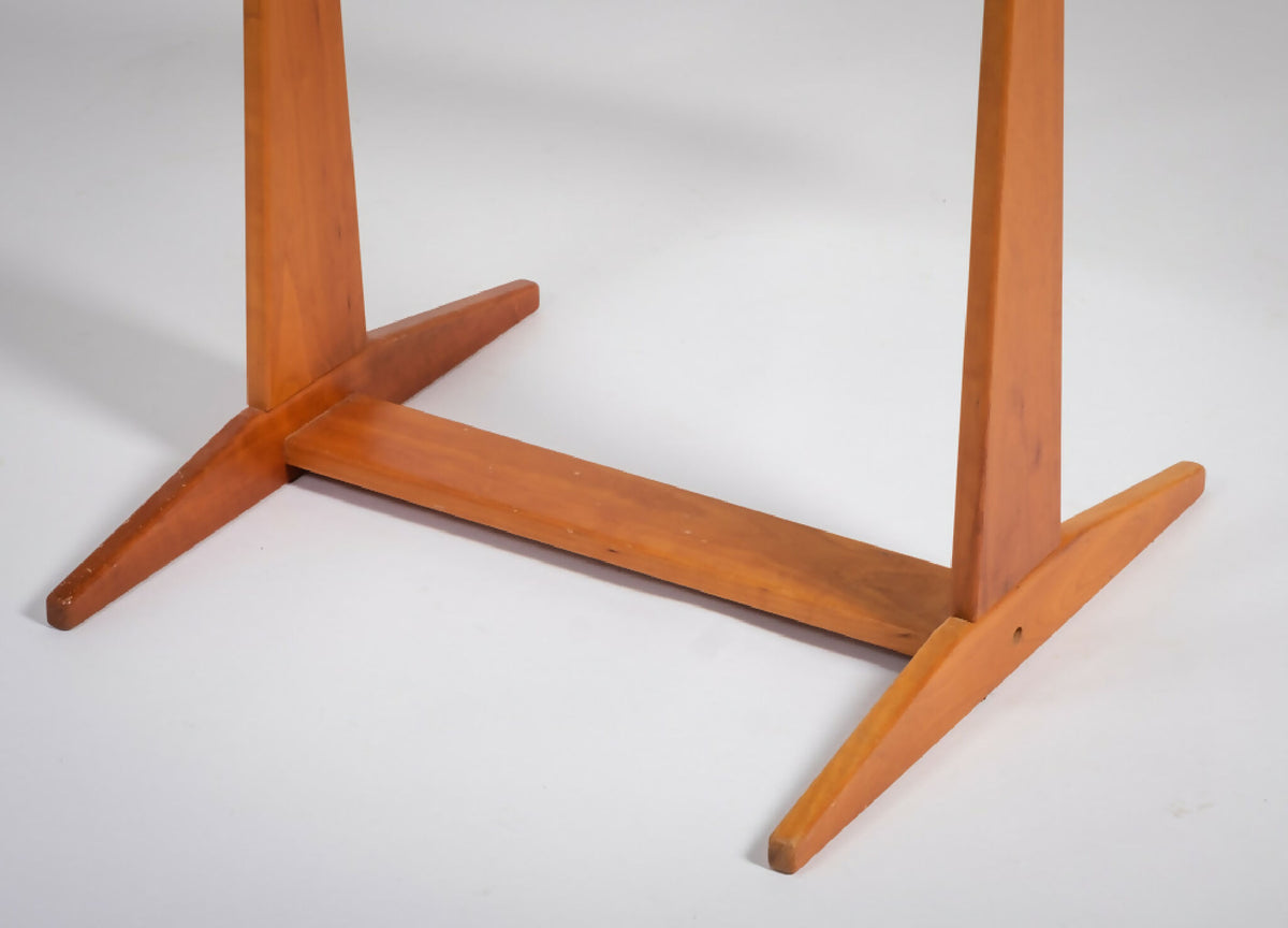 Pedersen &amp; Hansen – Gulvspejl i bøg med vippefunktion, dansk design