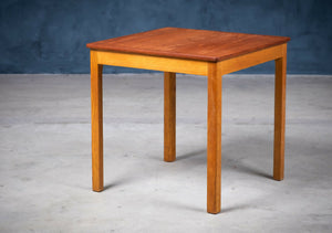 Sidebord i teak og eg, dansk design