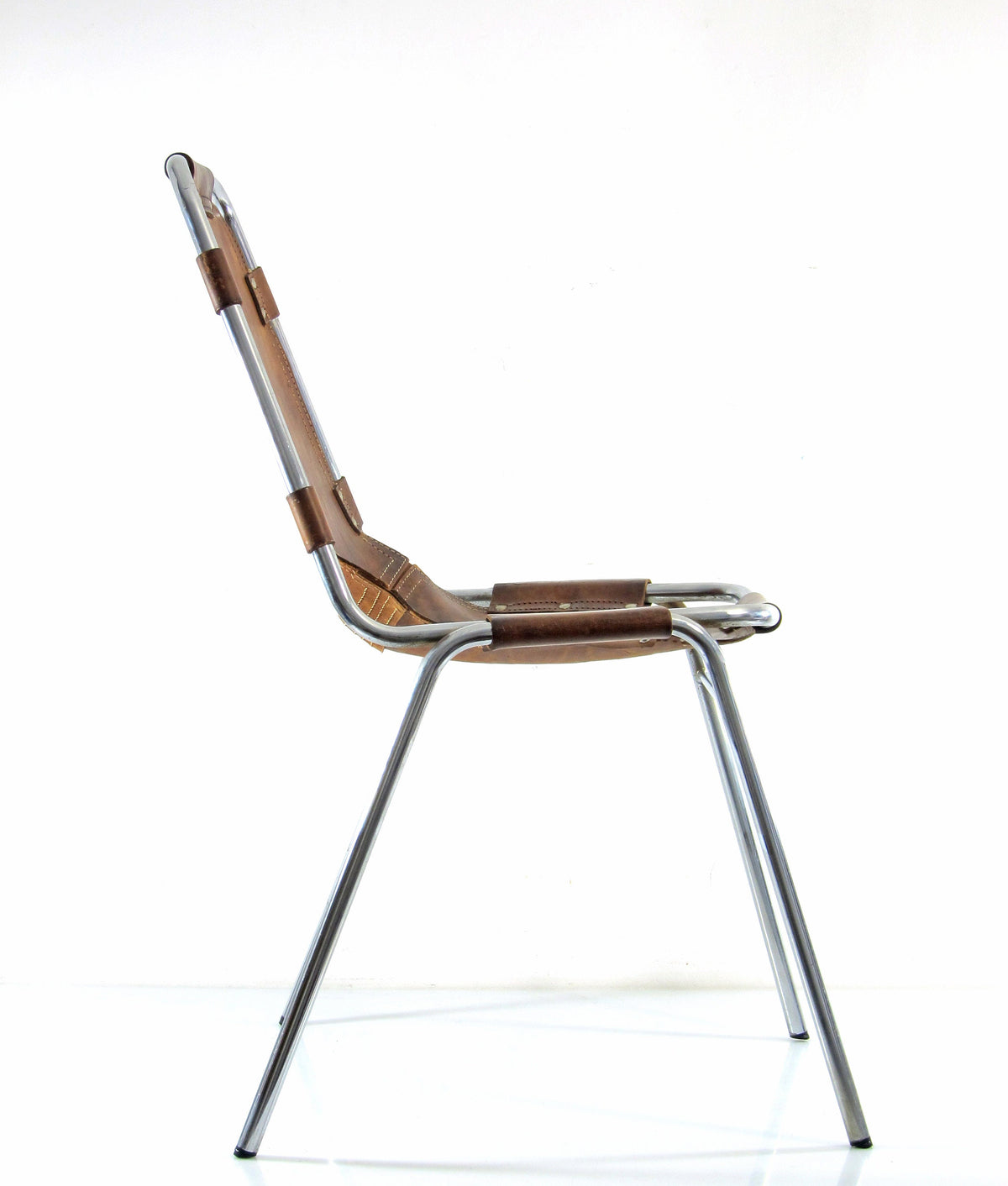 Charlotte Perriand – Spisebordsstol i sadellæder, Les Arcs