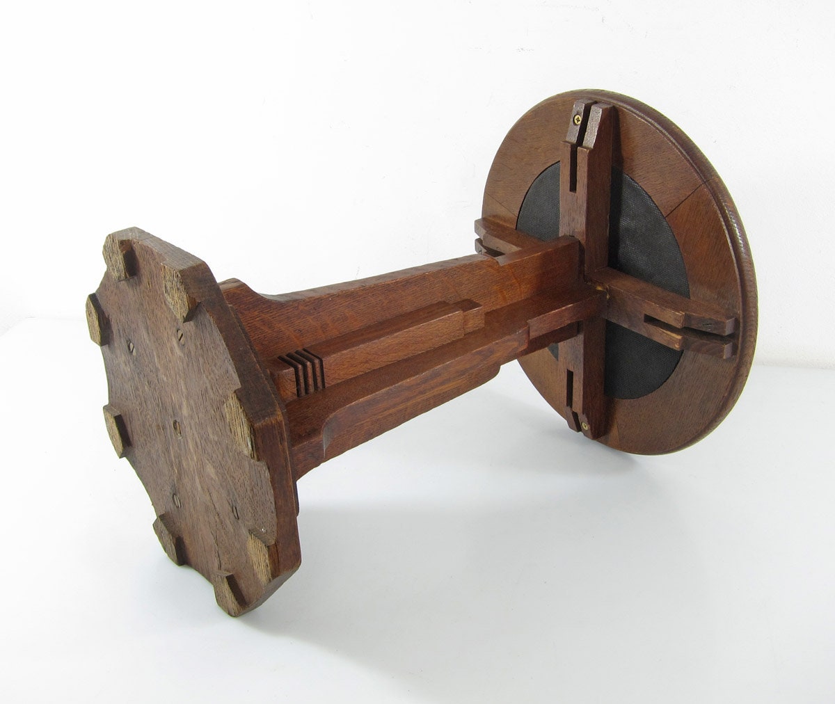 Skammel i eg, europæisk Art Deco, ca. 1900–1930