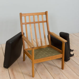 Hans Wegner – GE 265 lænestol for Getama, eg & sort læder, 1970/80'erne