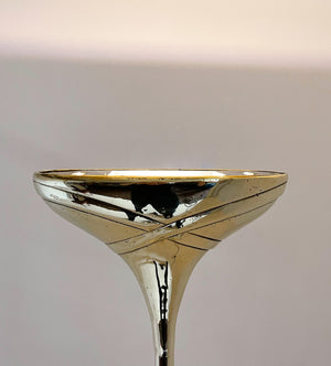 Italiensk design – Høj gulvlampe i messing fra 1970’erne
