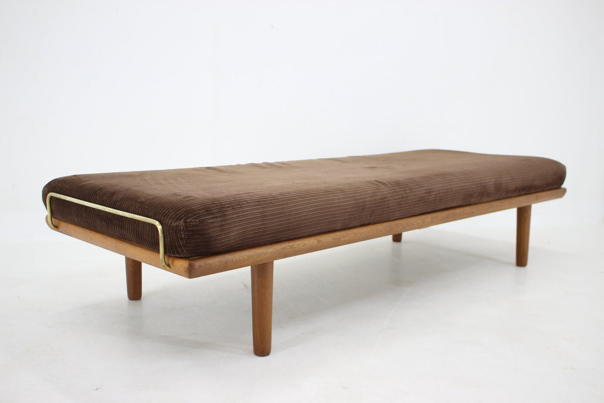 Hans J. Wegner – 1950&#39;ernes Daybed Model GE19 af GETAMA