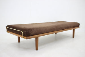 Hans J. Wegner – 1950'ernes Daybed Model GE19 af GETAMA