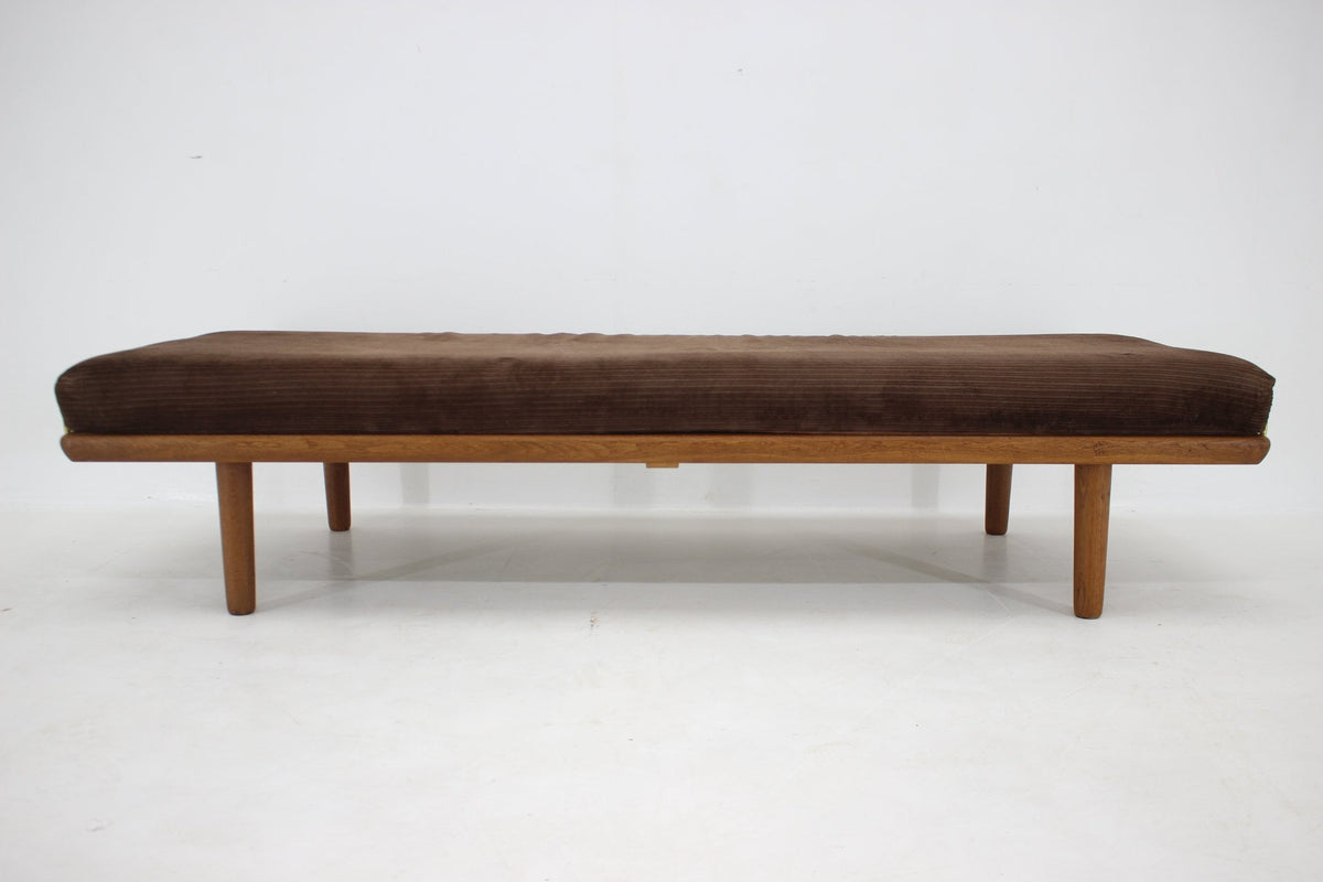 Hans J. Wegner – 1950&#39;ernes Daybed Model GE19 af GETAMA