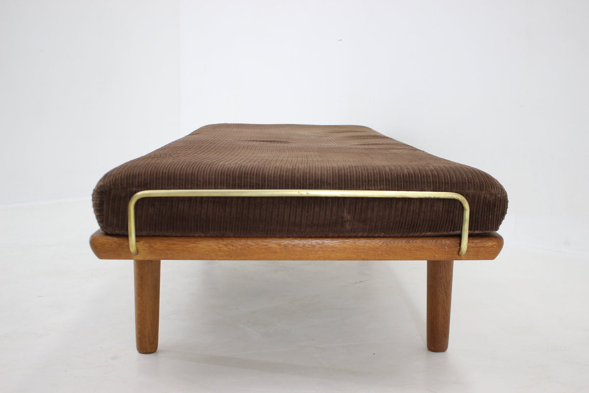 Hans J. Wegner – 1950&#39;ernes Daybed Model GE19 af GETAMA