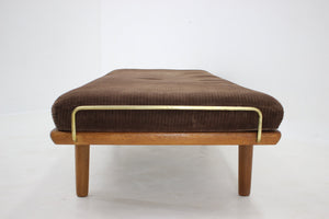 Hans J. Wegner – 1950'ernes Daybed Model GE19 af GETAMA