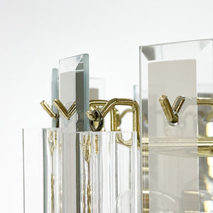 Østrigsk design – Lysekrone i messing, glas og akryl fra 1970’erne