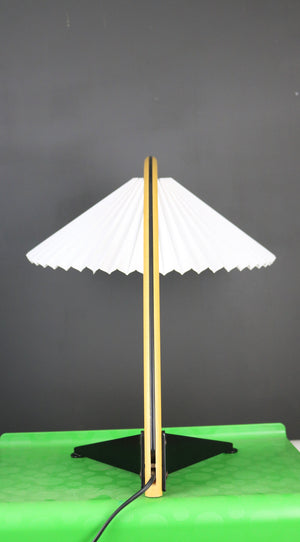 Mads Caprani - Dansk skrivebordslampe for Caprani, 1980'erne