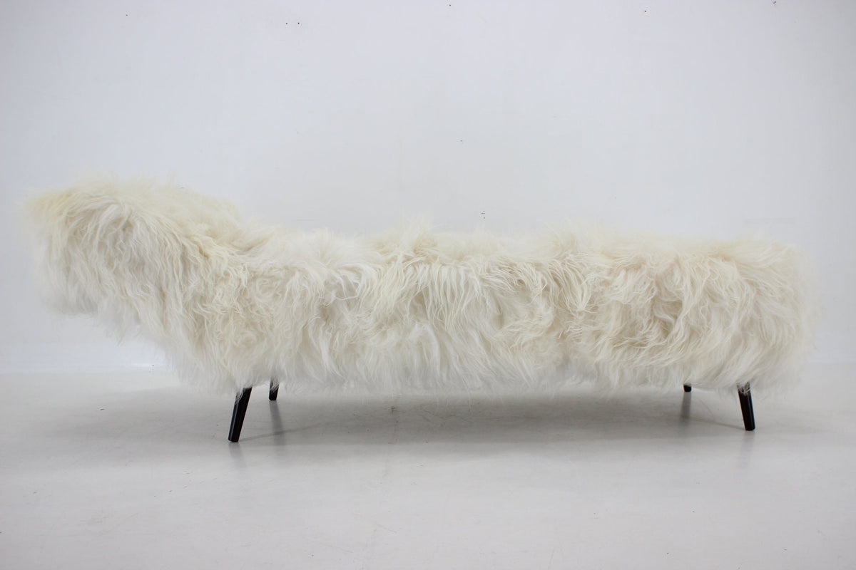 Eksklusiv daybed i fåreskind fra 1960’erne