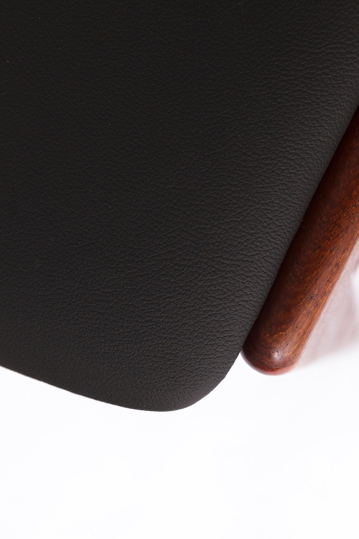 DUX – Spisebordsstole i teak, Ribbon Back, svensk design