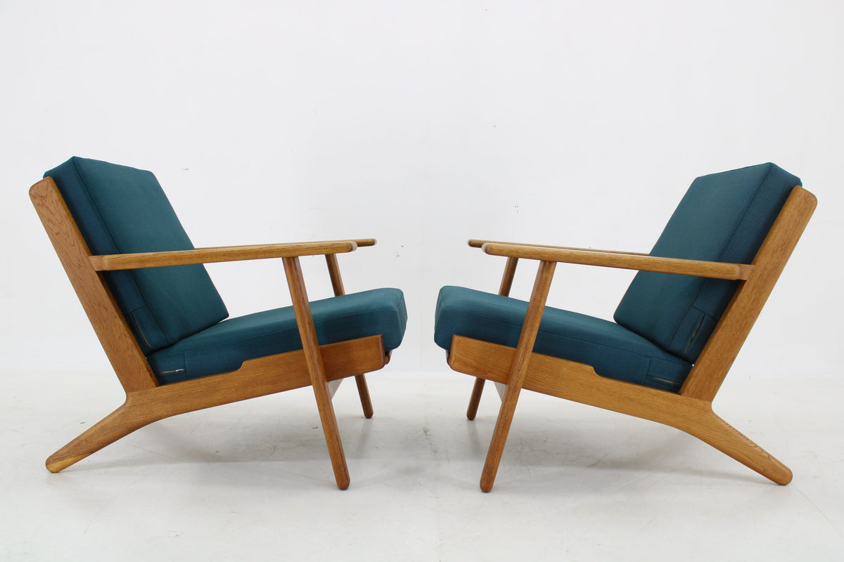 Hans J. Wegner – Par af GE 290 Lænestole i Eg for Getama, Danmark 1960&#39;erne