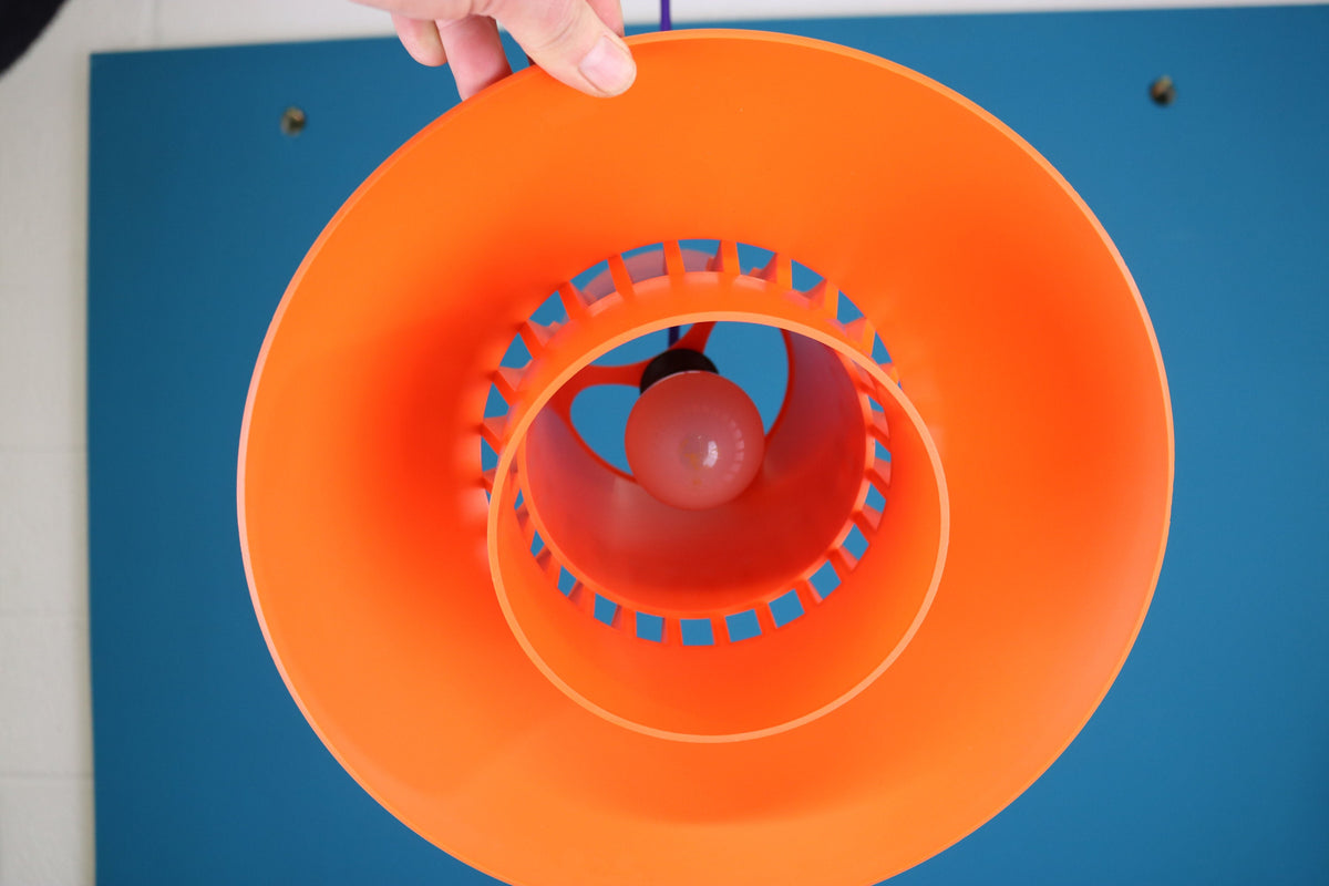 Sven Middelboe - Orange space age-pendel fra 1970&#39;erne