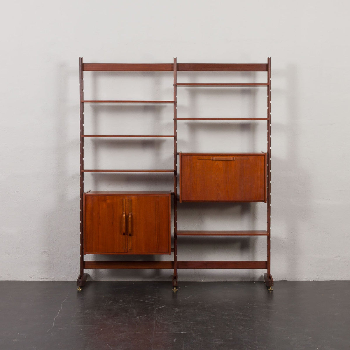 Ico Parisi - Fritstående opbevaringsenhed fra Italien, 1960&#39;erne