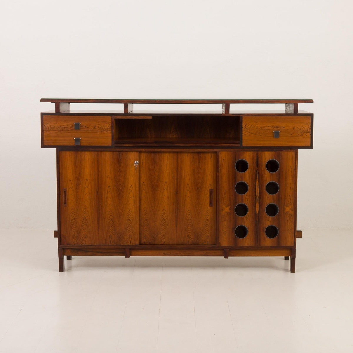 Erik Buch – Bar i rosentræ for Dyrlund, 1960&#39;erne