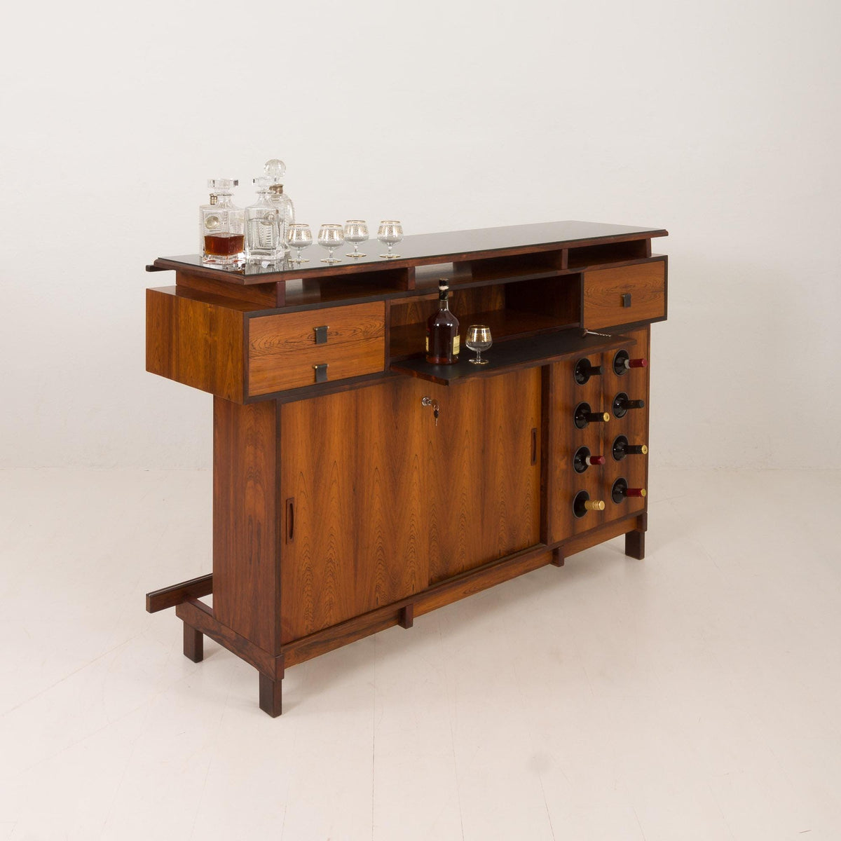 Erik Buch – Bar i rosentræ for Dyrlund, 1960&#39;erne