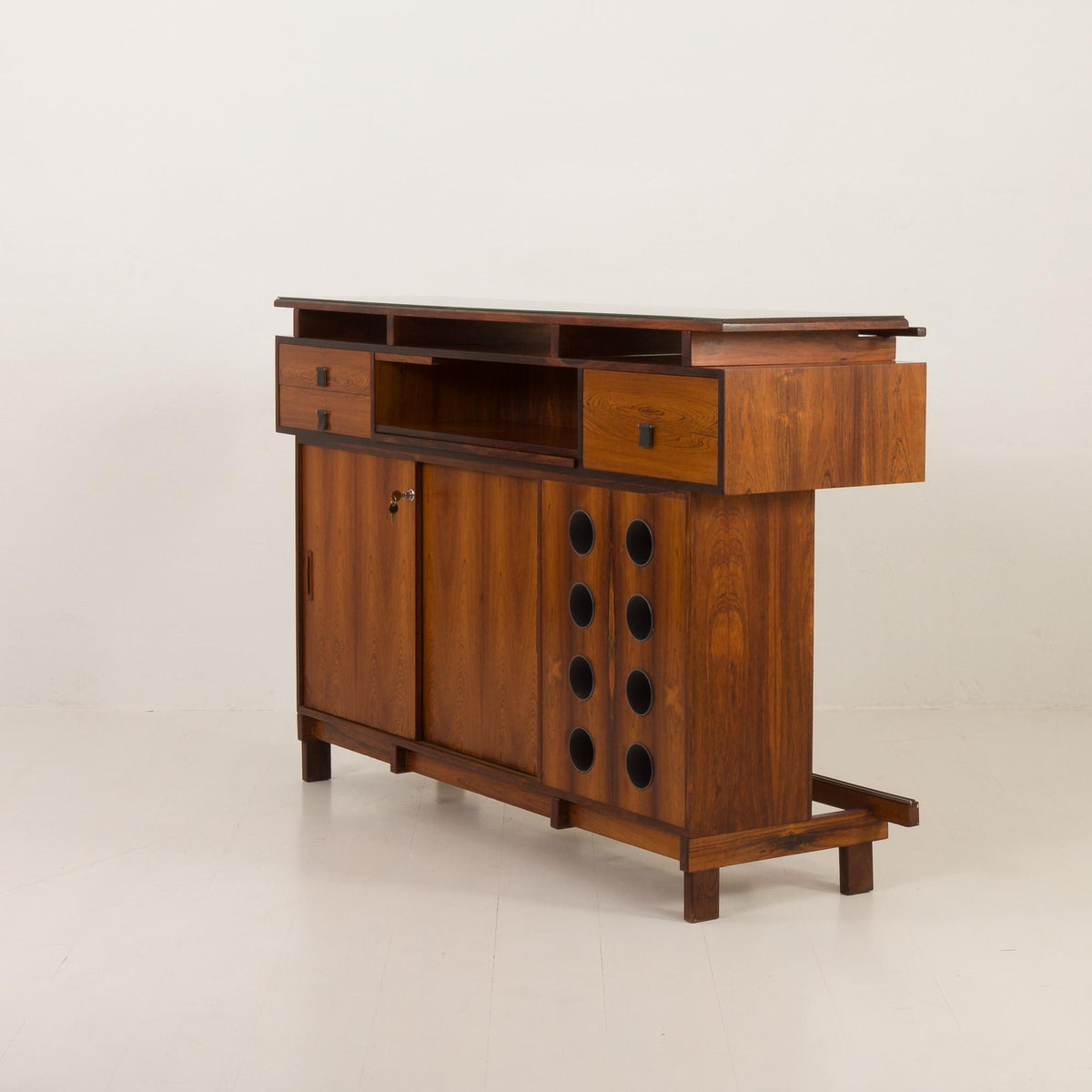 Erik Buch – Bar i rosentræ for Dyrlund, 1960&#39;erne