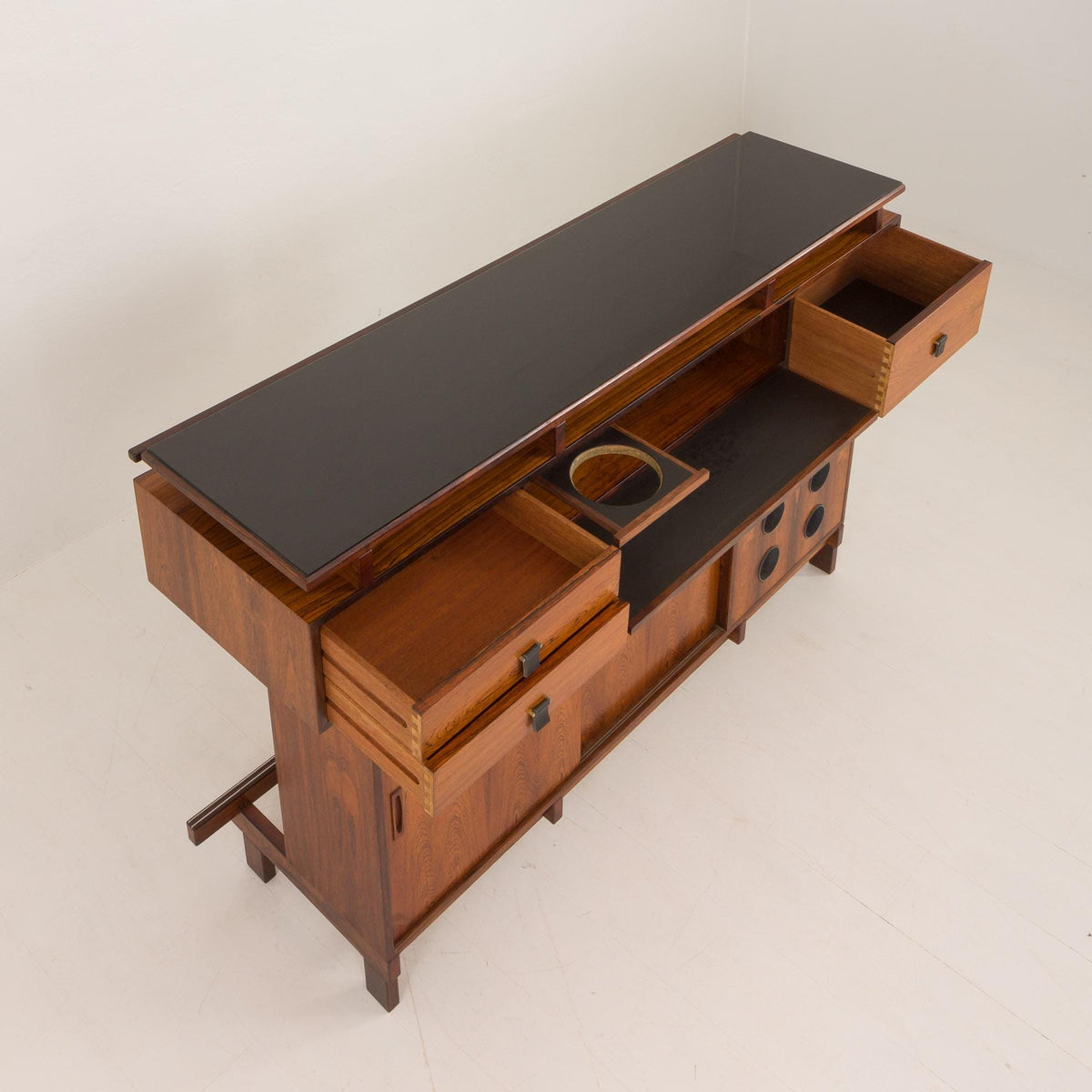 Erik Buch – Bar i rosentræ for Dyrlund, 1960&#39;erne