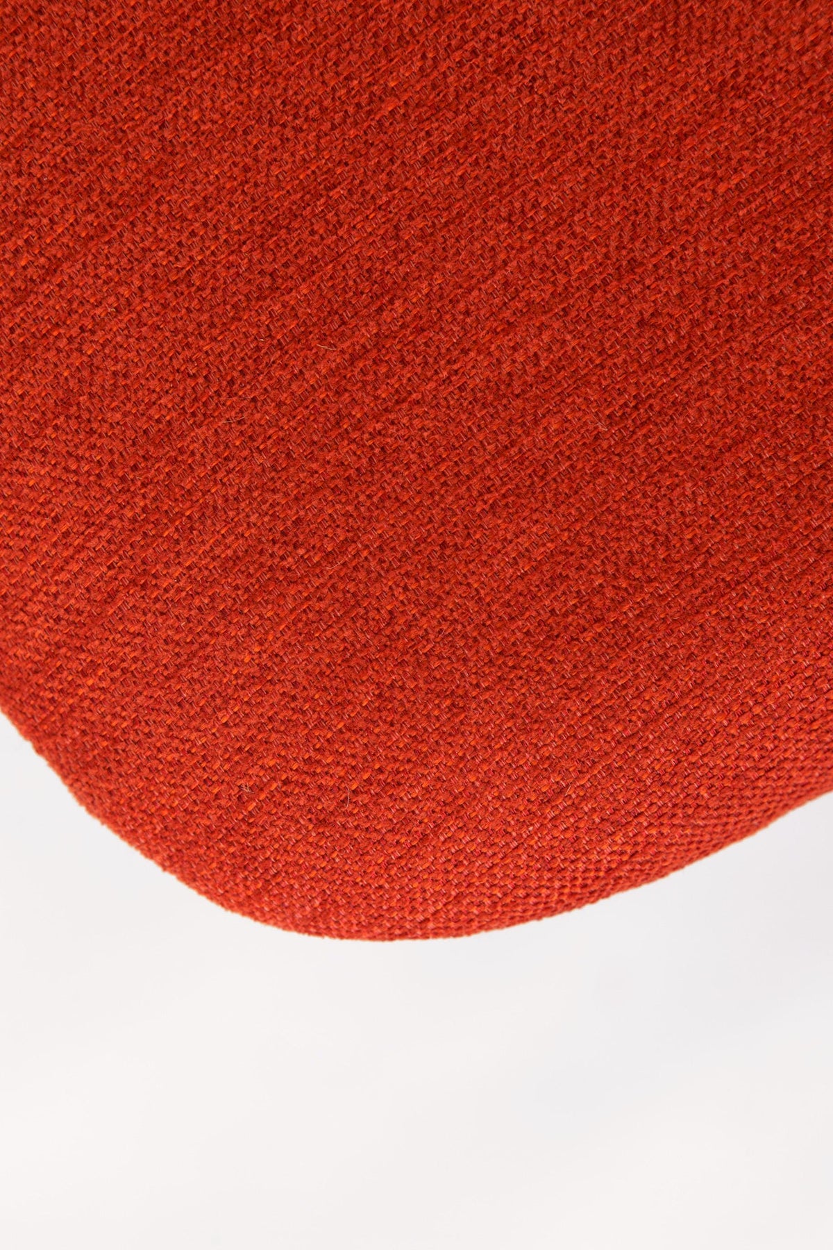 Spisebordsstol i teak og eg, dansk design – Pris pr. stk.