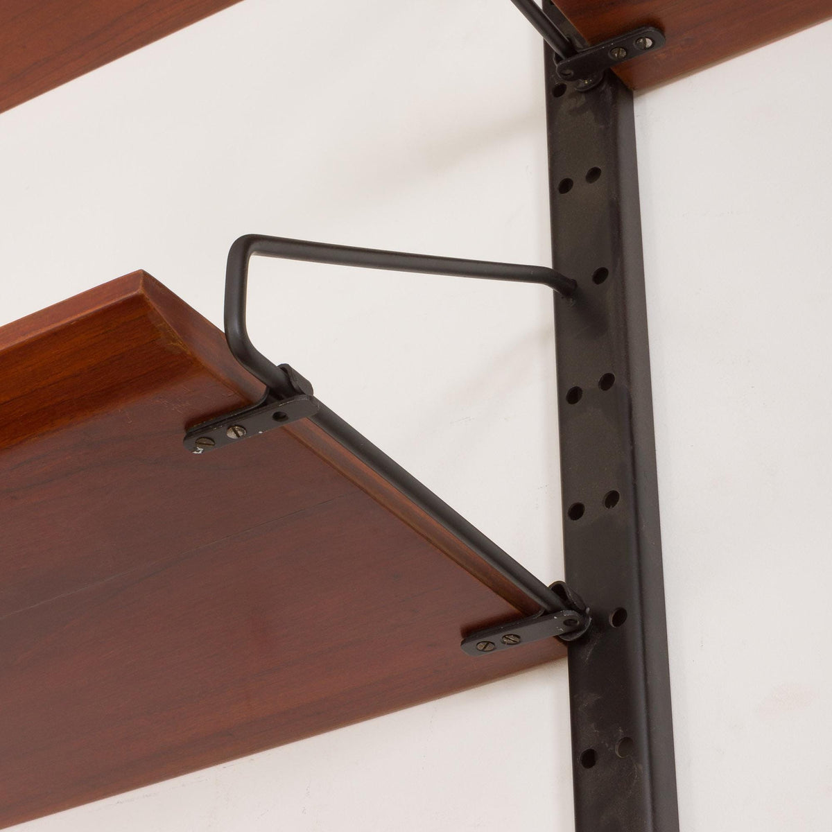 Italiensk opbevaringsmøbel med skjult skrivebord fra 1960&#39;erne